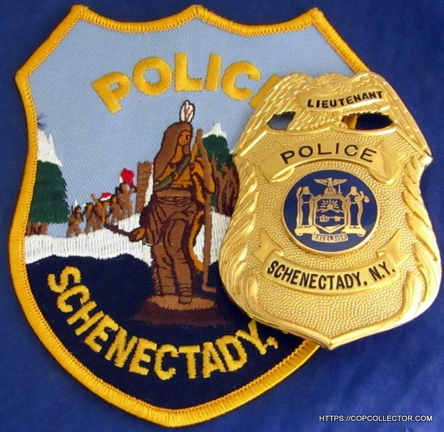 SCHENECTADY, NEW YORK POLICE LIEUTENANT BADGE WITH SHOULDER PATCH